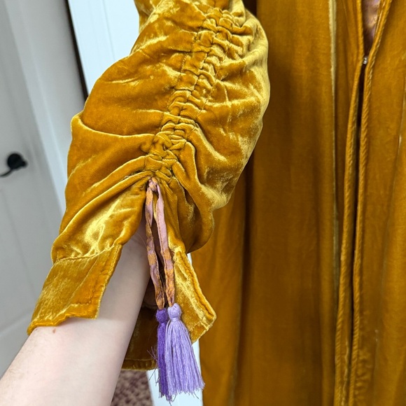 *Flaw* Free People Dahlia Velvet Gold Yellow Duster Coat Robe Jacket - Picture 6 of 11